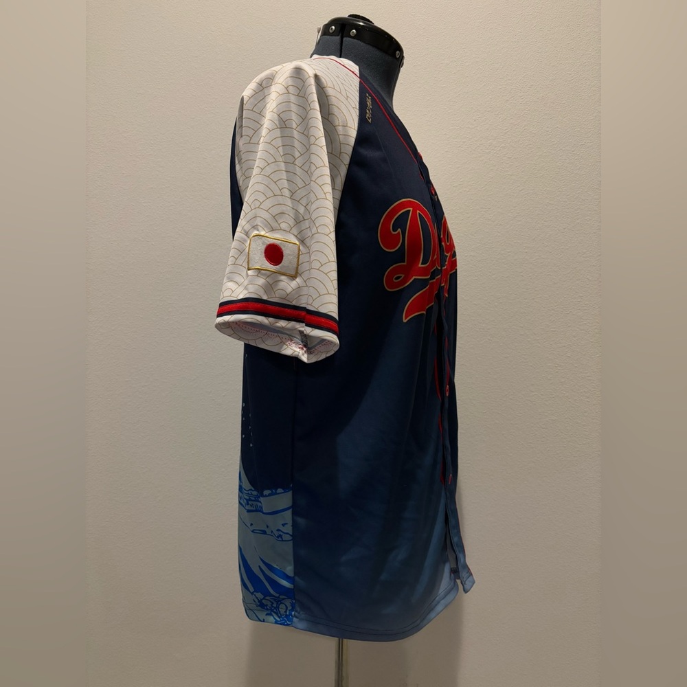 Unisex Dodgers Japan Night Jersey - Picture 4 of 6